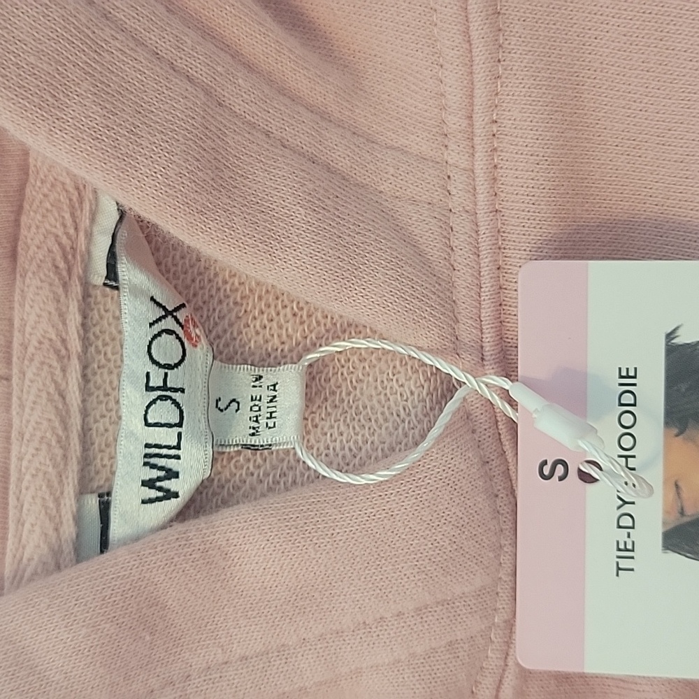 NWT WILDFOX $126 Tie Dye Hoodie Pink Purple Kangaroo Pocket - Picture 7 of 9
